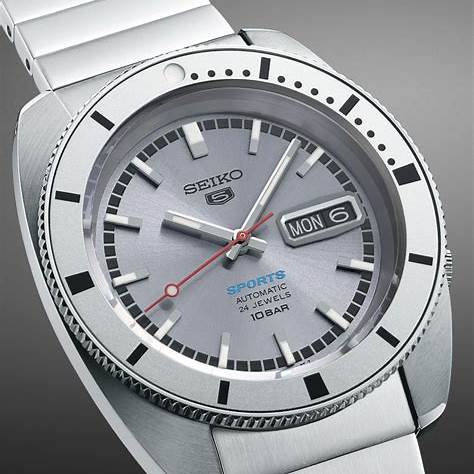 SEIKOSeiko 5 Sports SRPL03K1 'Ash Blue' 1968 Recreation Limited EditionWATCHESEcecile