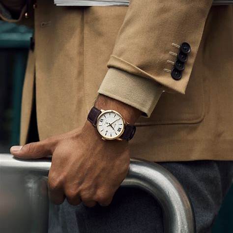 Orologio automatico da uomo Bulova Hudson 97B225 - Cassa in acciaio inossidabile da 39 mm con tonalità oro rosa, quadrante argentato, cinturino in pelle marrone
