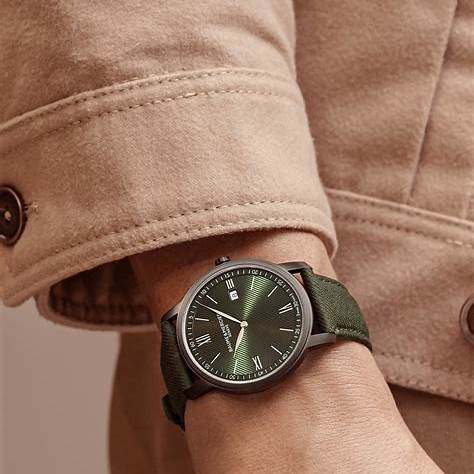 Baume & Mercier Classima 10766 Reloj Cuarzo Hombre - 42mm Esfera Verde, Correa tela verde