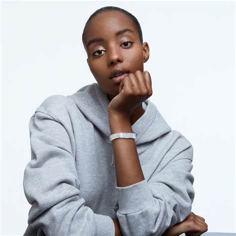 SWAROVSKISwarovski 5615862 Letra Star Bracelet - White Crystals, Gold - Tone PlatedBIJOUXEcecile