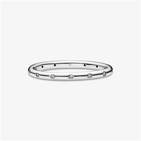Pandora 190945CZ-58 Anillo de banda brillante simple - Plata de ley, Tamaño 58