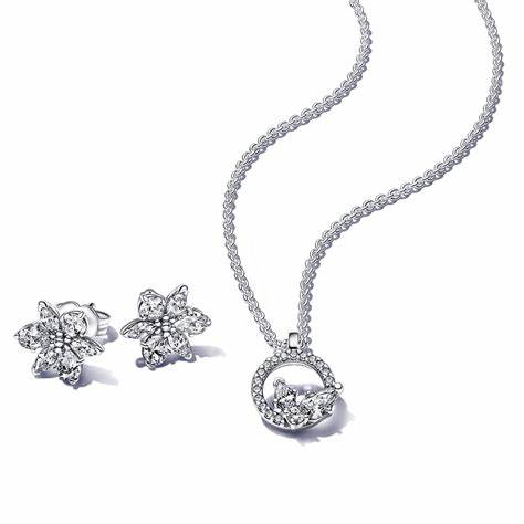 PANDORAPandora 292633C01 Sparkling Herbarium Cluster Stud Earrings - Sterling SilverBIJOUXEcecile