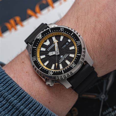 Reloj de buceo automático Promaster Marine para hombre, Citizen NY0160-66E, esfera negra, brazalete de acero inoxidable