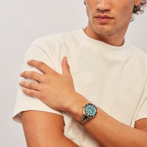 BREILBreil Overhand EW0740 Men's Watch – Ocean Blue Dial, 39mm Steel BraceletWATCHESEcecile