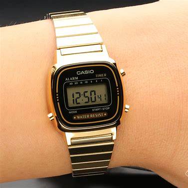 Casio Vintage LA670WEGA-1EF Women's Watch - Gold Dial, Stainless Steel Bracelet