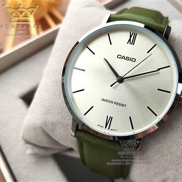 Orologio analogico Casio MTP-VT01L-3BUDF Uomo - Quadrante verde con cinturino in pelle marrone