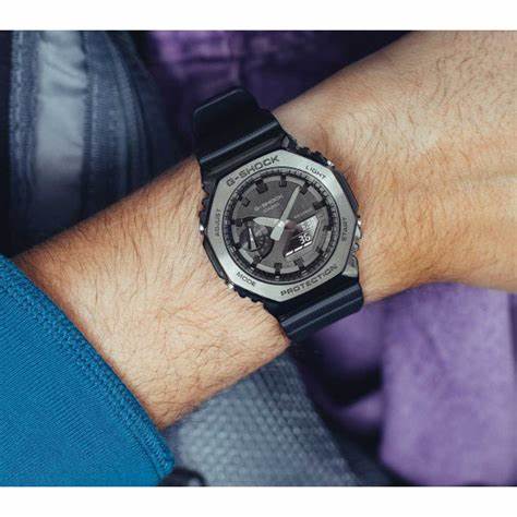 CASIO G - SHOCKCasio G - Shock GM - 2100BB - 1AER Men's Watch - Black Ion - Plated Bezel, Resin BandWATCHESEcecile