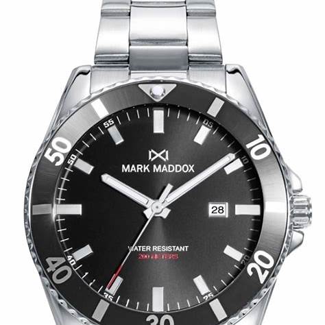 : Mark Maddox HM0138-57 Men's Analog Watch - Black Dial, Stainless Steel Bracelet