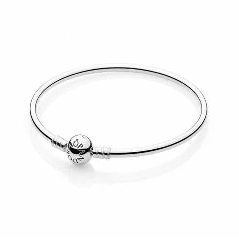 PANDORAPandora Moments 590713 - 19 Sterling Silver Bangle Bracelet – 19cmBIJOUXEcecile