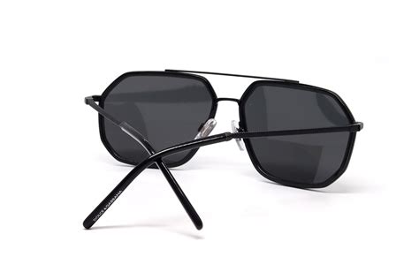 Dolce & Gabbana DG2285 1106/87 Gafas de Sol Hombre - Montura Negro Mate, Lentes Gris Oscuro