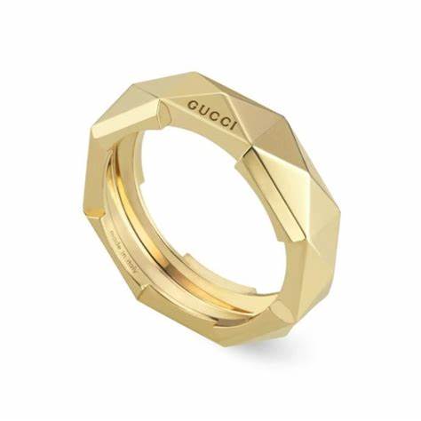 Gucci Link to Love 18ct Yellow Gold 6mm Studded Ring - Size 6