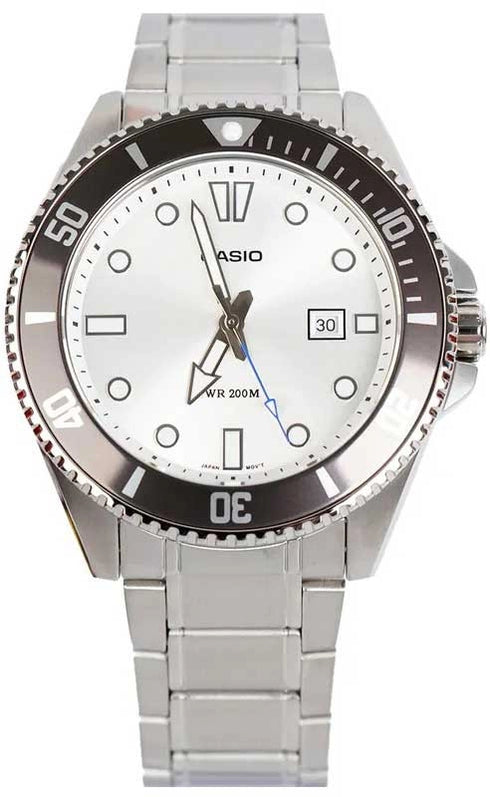 Casio MDV-107D-7AVDF Men's Analog Dive Watch - White Dial, Stainless Steel Bracelet