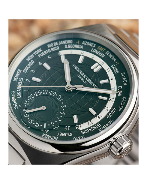 Frederique Constant Highlife Worldtimer Manufacture FC-718GR4NH6B-IT Orologio da uomo - Quadrante verde, cassa e bracciale in acciaio inossidabile