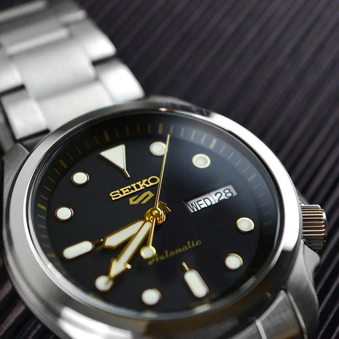 Seiko 5 Sports SRPL57K1 – Green Dial, Steel 37.4mm Automatic