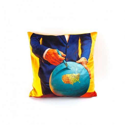 SELETTI TOILETPAPER GLOBE CUSHION