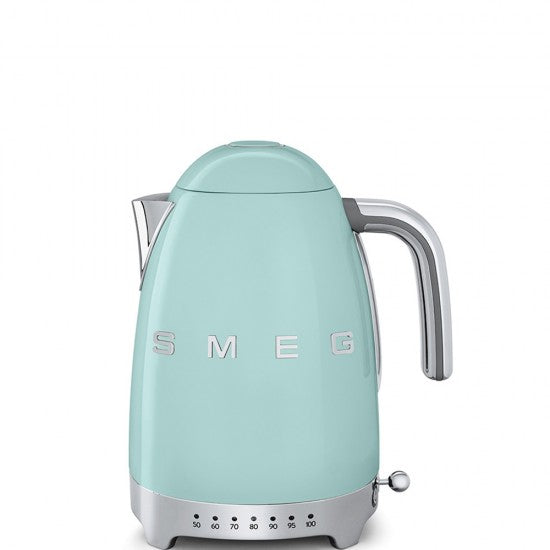 Bollitore elettrico Smeg in stile retrò anni '50 verde pastello