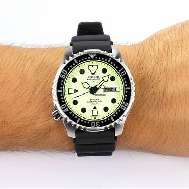 CITIZENCitizen Promaster NY0040 - 09W Men's Automatic Diver's Watch - 42mm Full Lume Dial, Black Rubber Strap ProductWATCHESEcecile