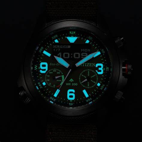 Reloj Citizen Promaster Land JV1005-02W Eco-Drive para hombre - 43,9 mm, esfera verde, correa CORDURA