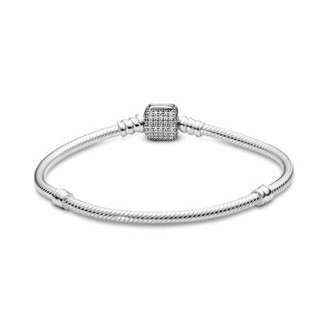 Pandora 590723CZ-20 Moments Snake Chain Bracelet with Pavé Clasp - Sterling Silver, 20 cm