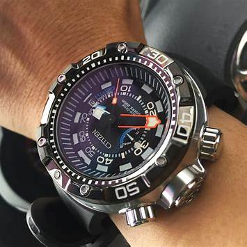 Orologio Citizen BN2024-05E Promaster Aqualand Eco-Drive Diver 200M Uomo, quadrante nero, cinturino in poliuretano nero